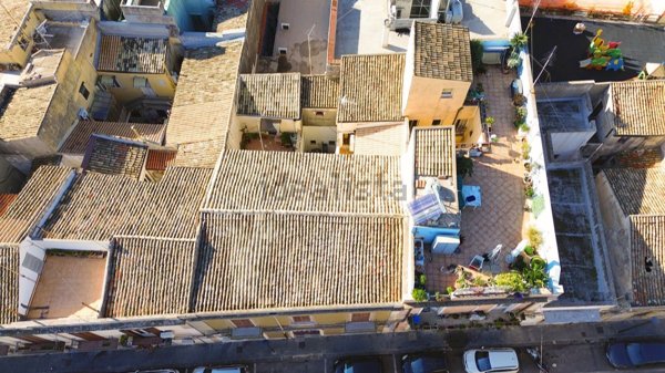 appartamento in vendita a Siracusa in zona Borgata