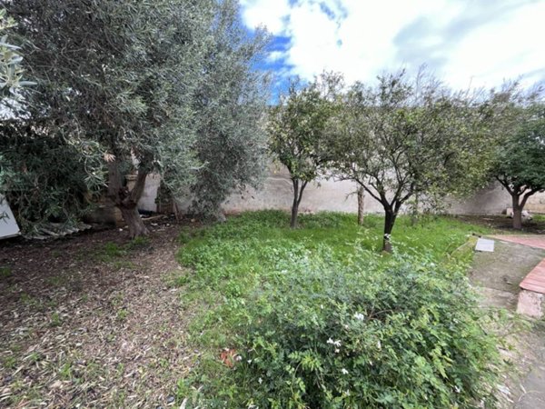 casa indipendente in vendita a Siracusa in zona Ognina