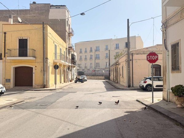 appartamento in vendita a Siracusa in zona Borgata