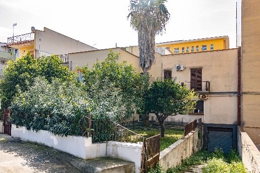 appartamento in vendita a Siracusa in zona Borgata