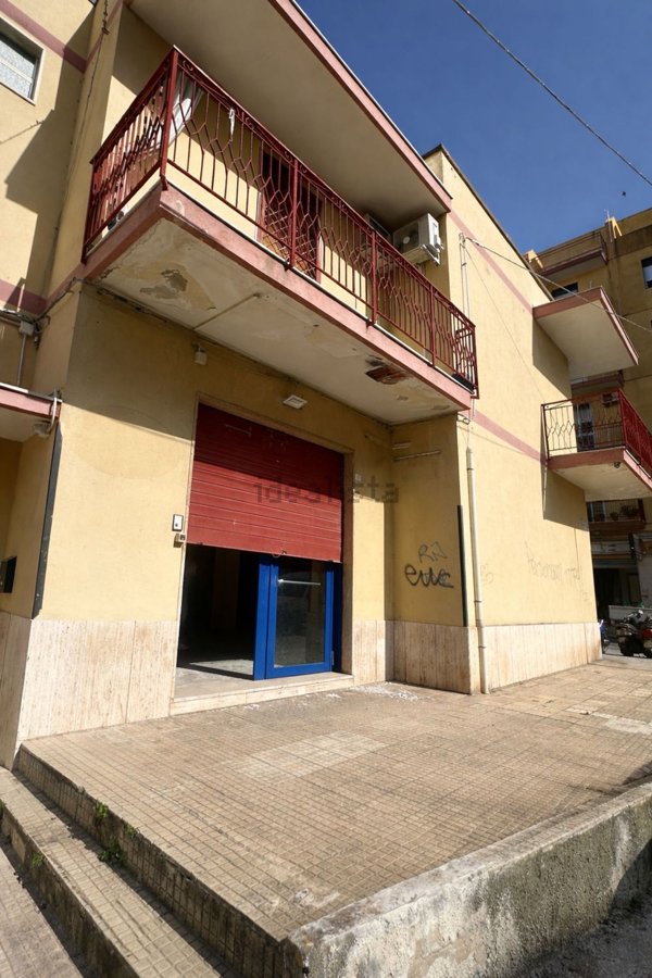 negozio in vendita a Siracusa