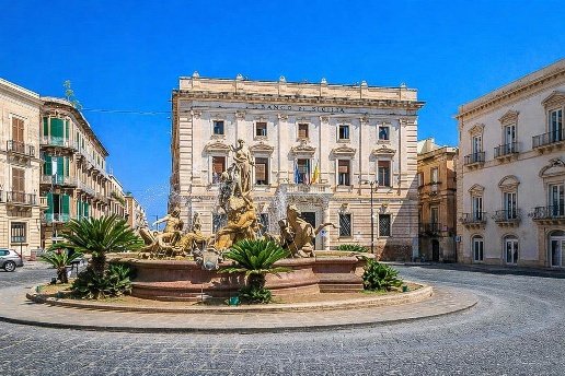 appartamento in vendita a Siracusa in zona Isola Ortigia