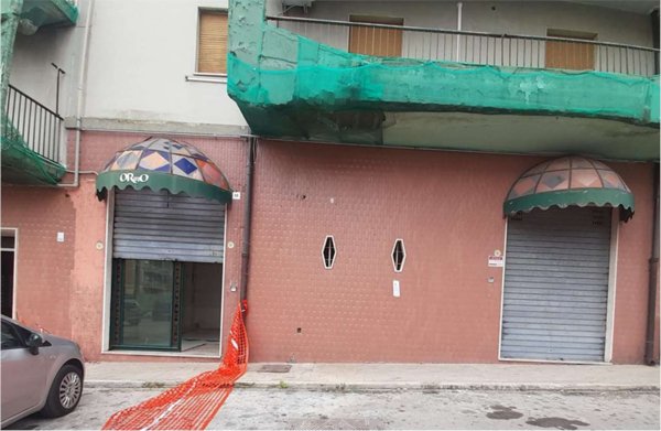 negozio in vendita a Siracusa