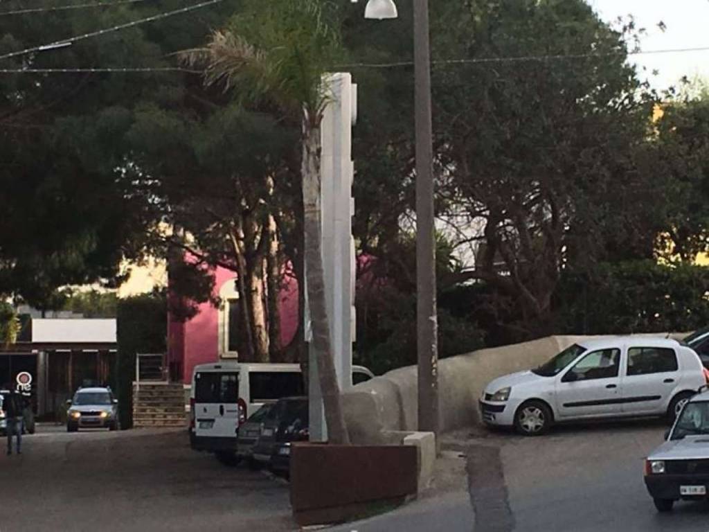 negozio in vendita a Siracusa in zona Grottasanta