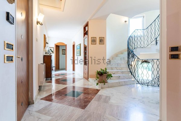 casa indipendente in vendita a Siracusa in zona Belvedere