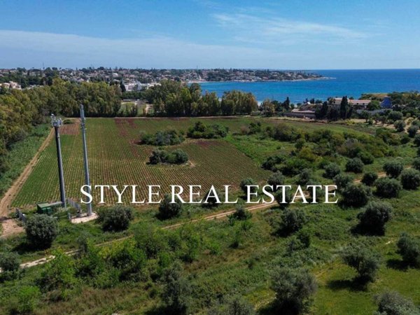 terreno agricolo in vendita a Siracusa in zona Fontane Bianche