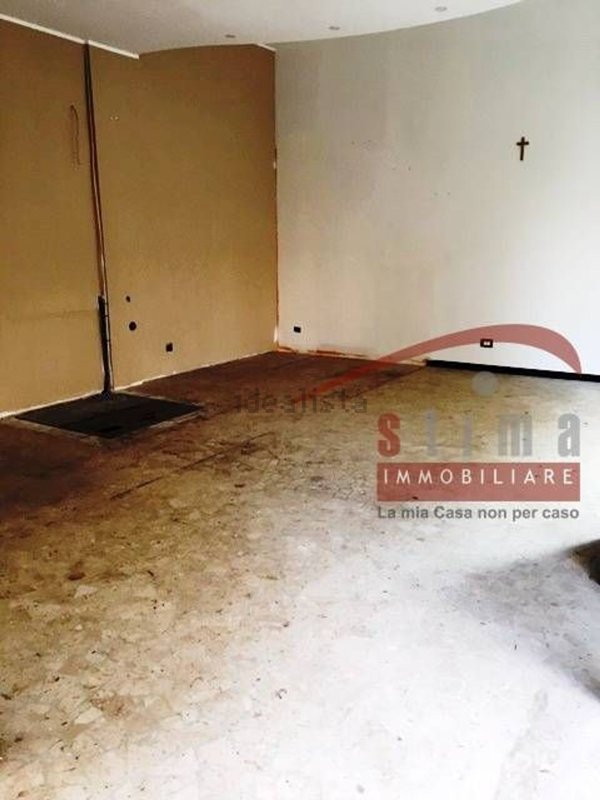 locale commerciale in vendita a Siracusa in zona Centro Città