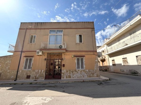 appartamento in vendita a Siracusa in zona Grottasanta