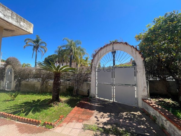 casa indipendente in vendita a Siracusa in zona Fontane Bianche