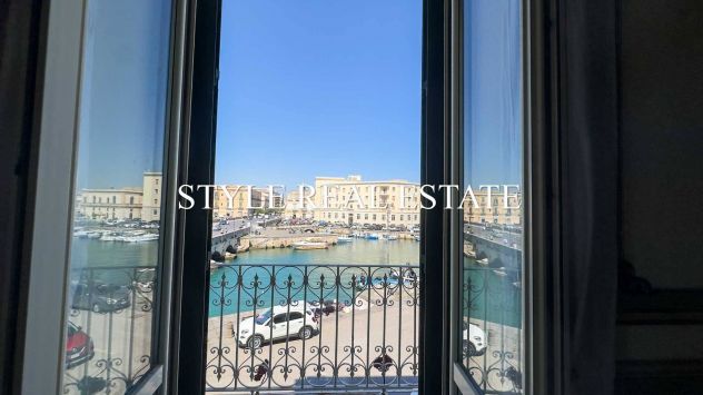 appartamento in vendita a Siracusa in zona Isola Ortigia