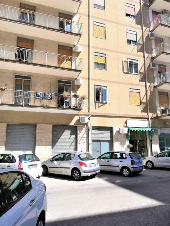 negozio in vendita a Siracusa in zona Scala Greca