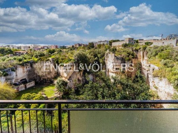 appartamento in vendita a Siracusa in zona Centro Città