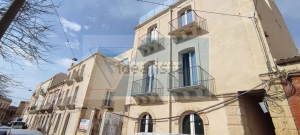 appartamento in vendita a Siracusa in zona Borgata