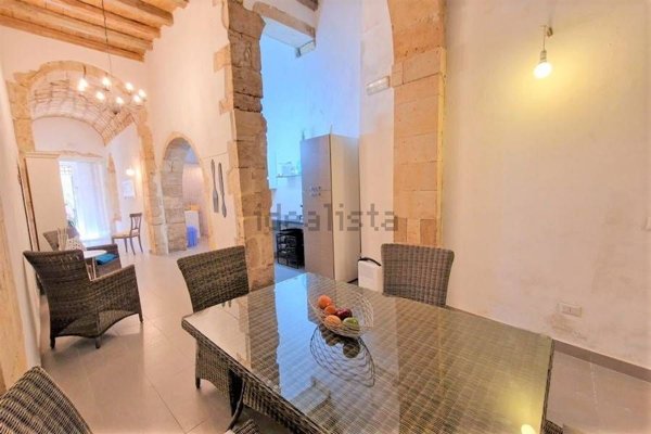 appartamento in vendita a Siracusa in zona Isola Ortigia