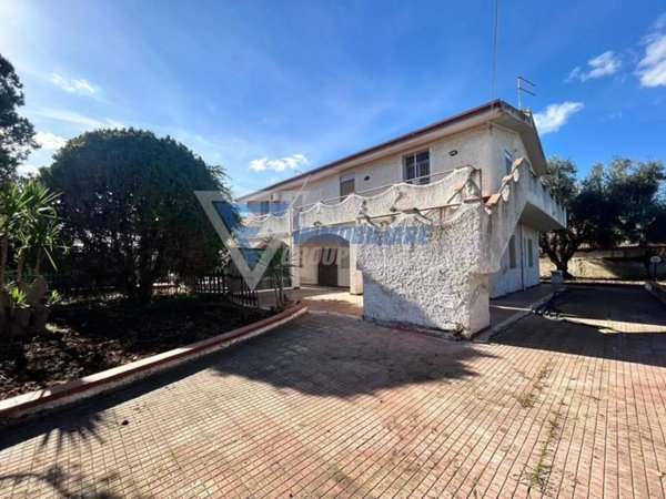 casa indipendente in vendita a Siracusa in zona Arenella