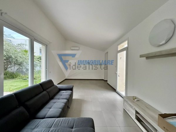 casa indipendente in vendita a Siracusa in zona Scala Greca