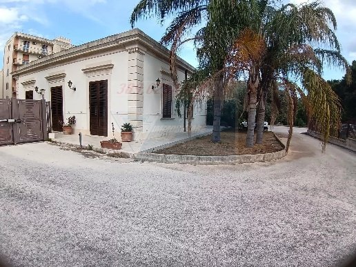 casa indipendente in vendita a Siracusa in zona Scala Greca