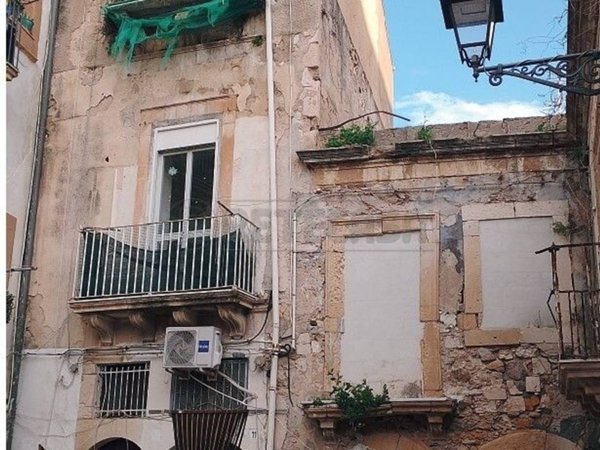 appartamento in vendita a Siracusa in zona Isola Ortigia