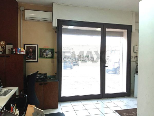 locale commerciale in vendita a Siracusa in zona Scala Greca