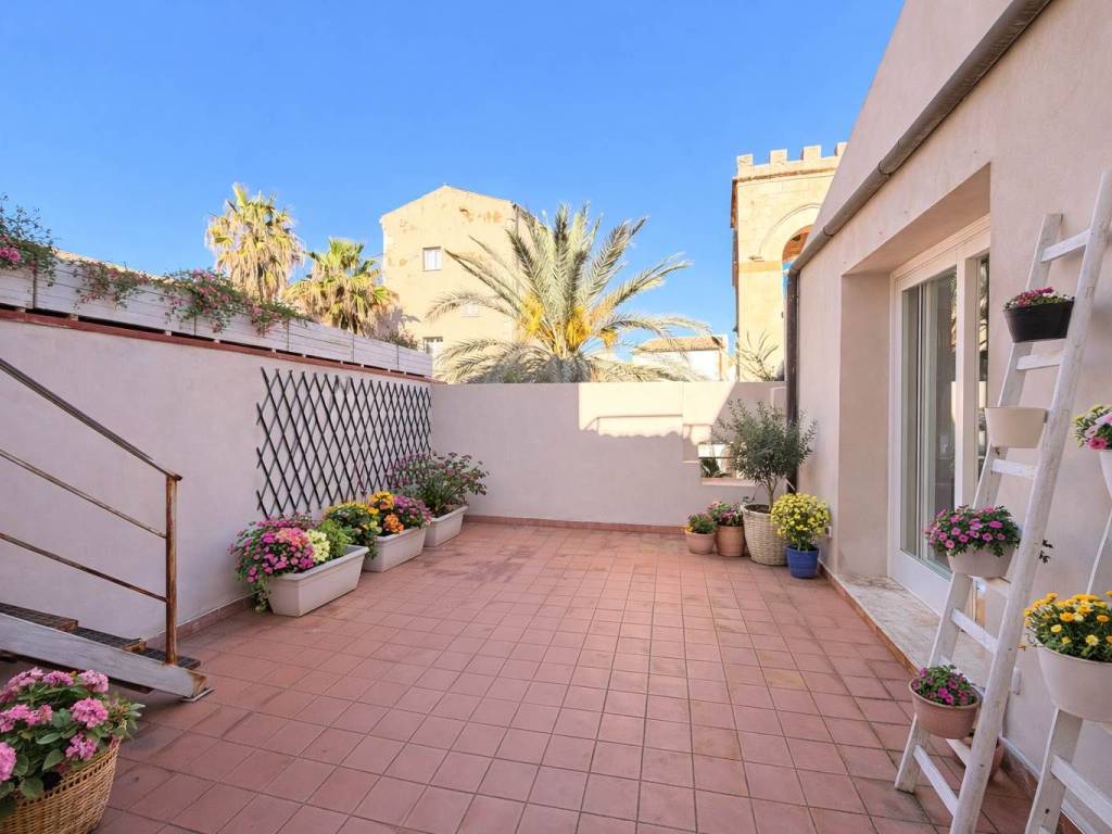 appartamento in vendita a Siracusa in zona Centro Città