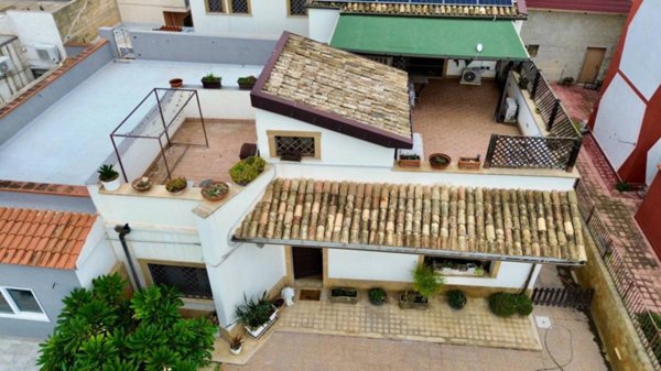 casa indipendente in vendita a Siracusa in zona Epipoli