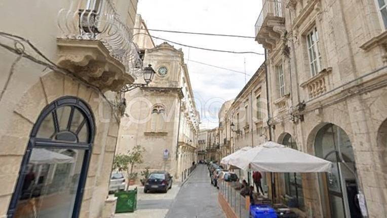 negozio in vendita a Siracusa in zona Isola Ortigia