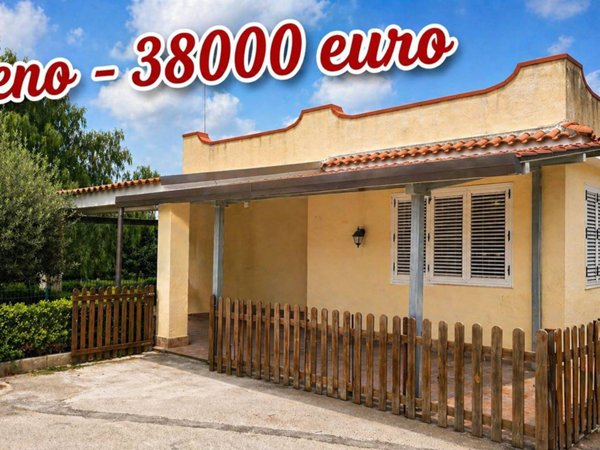 casa indipendente in vendita a Siracusa in zona Centro Città