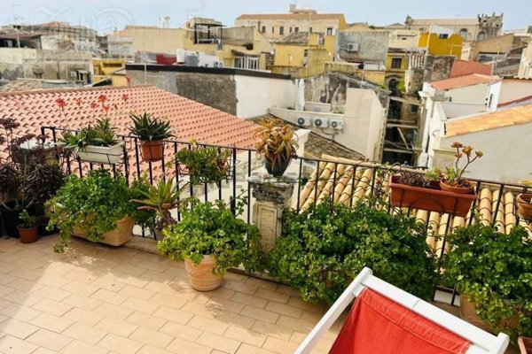 appartamento in vendita a Siracusa in zona Isola Ortigia