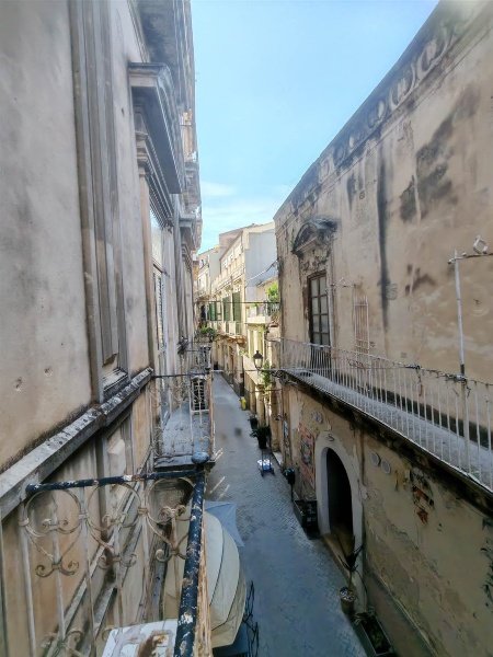 appartamento in vendita a Siracusa in zona Isola Ortigia