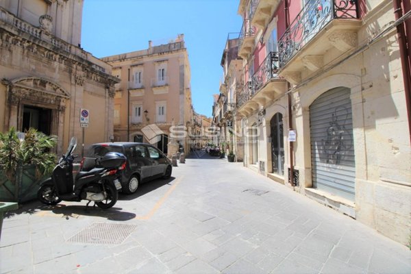 appartamento in vendita a Siracusa in zona Isola Ortigia