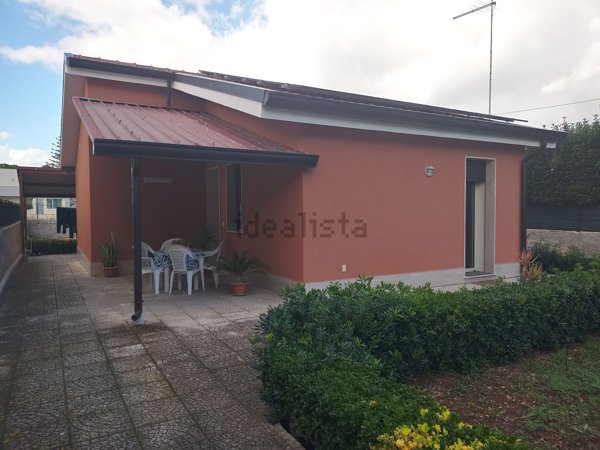 casa indipendente in vendita a Siracusa in zona Isola / Plemmirio