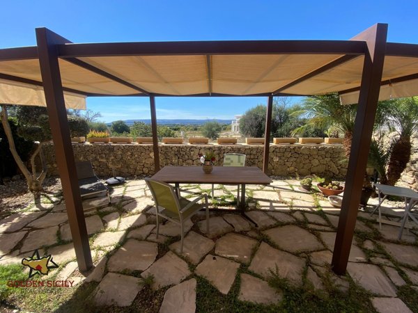 casa indipendente in vendita a Siracusa