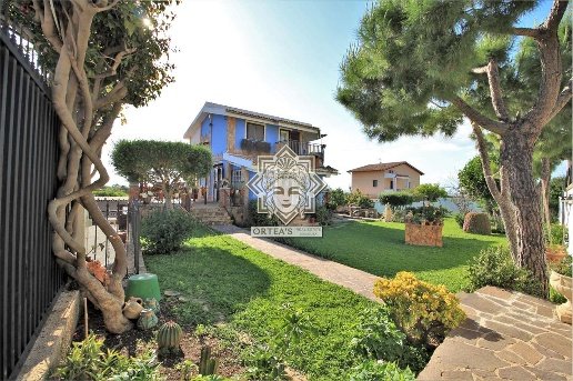 casa indipendente in vendita a Siracusa in zona Isola / Plemmirio