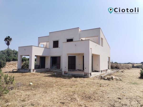 casa indipendente in vendita a Siracusa in zona Isola / Plemmirio