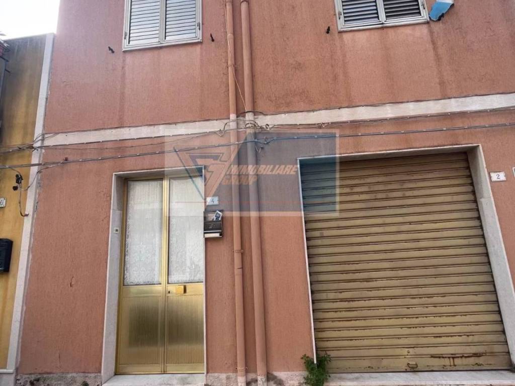 casa indipendente in vendita a Siracusa in zona Borgata