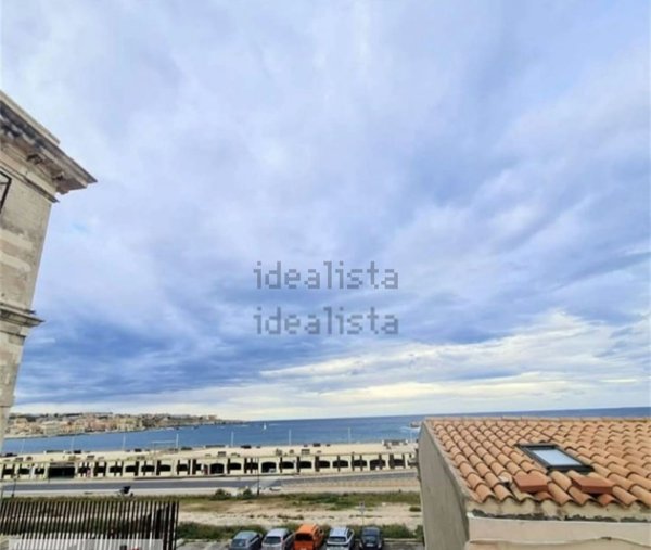 appartamento in vendita a Siracusa in zona Isola Ortigia