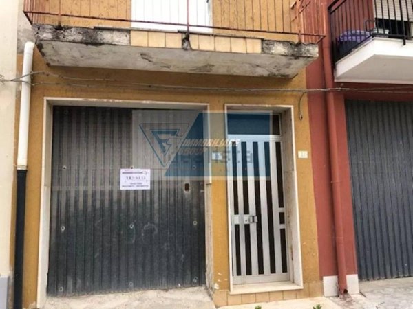 casa indipendente in vendita a Siracusa in zona Borgata