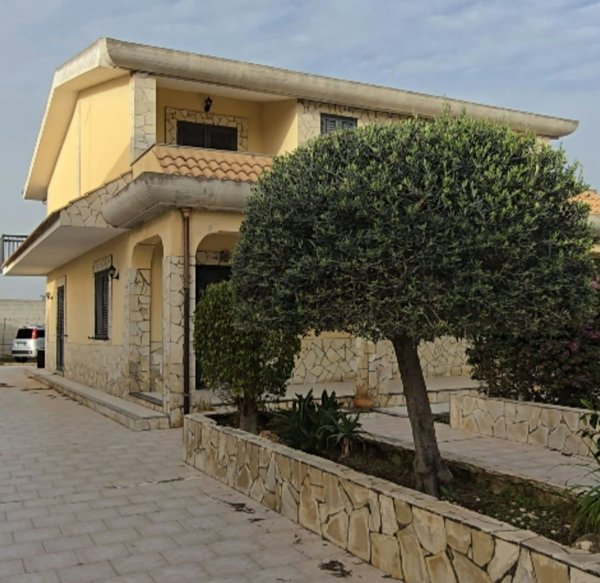 casa indipendente in vendita a Siracusa in zona Epipoli