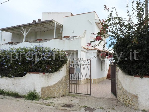 casa indipendente in vendita a Siracusa in zona Cassibile