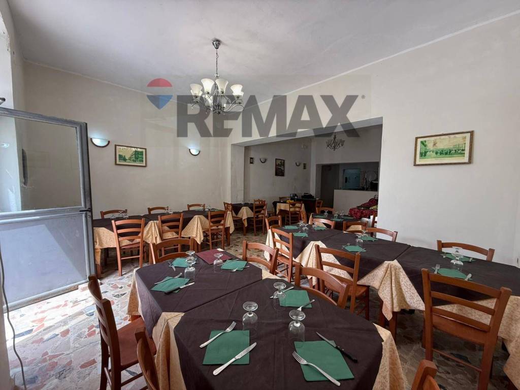 negozio in vendita a Siracusa in zona Centro Città