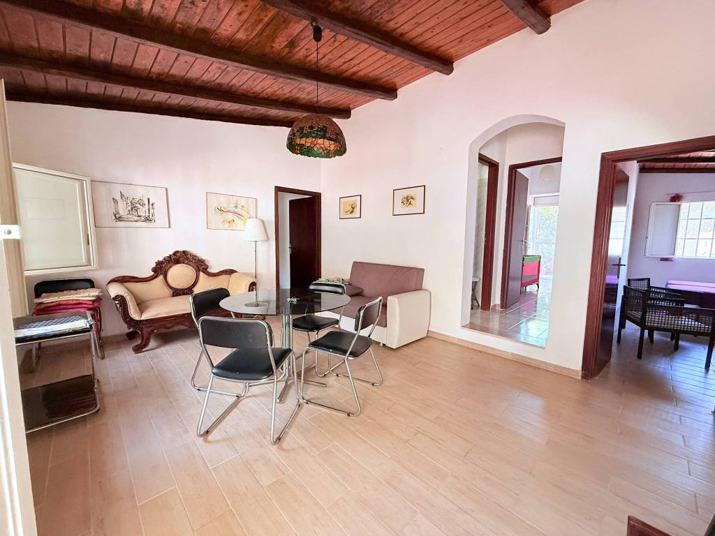 casa indipendente in vendita a Siracusa in zona Fontane Bianche