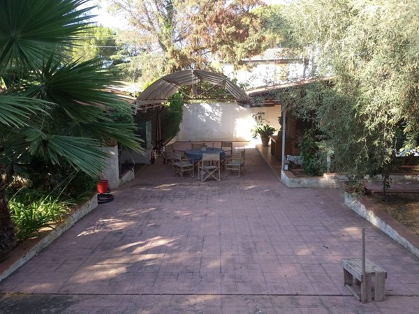 casa indipendente in vendita a Siracusa in zona Fontane Bianche