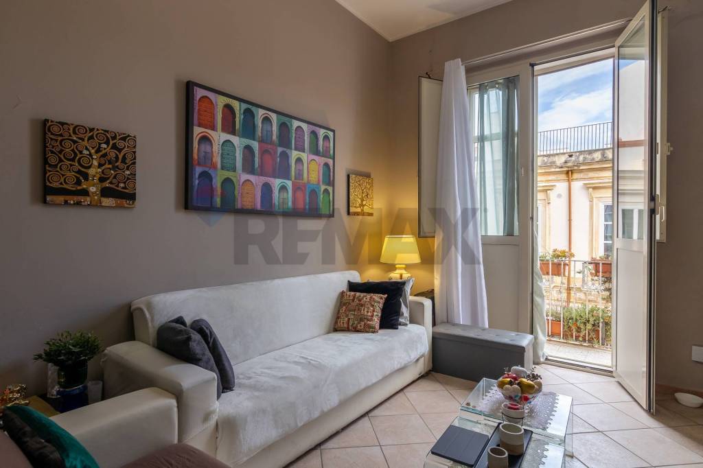 appartamento in vendita a Siracusa in zona Borgata