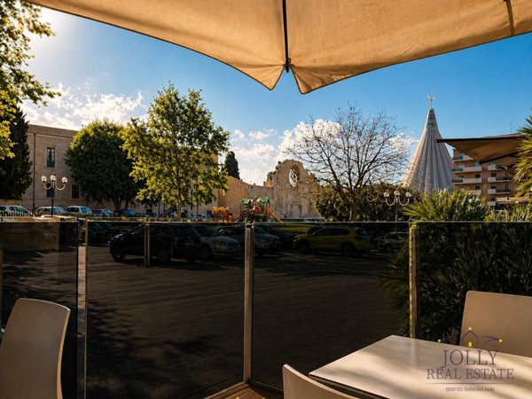 negozio in vendita a Siracusa in zona Centro Città