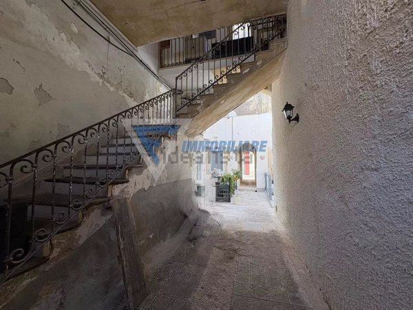 appartamento in vendita a Siracusa in zona Centro Città