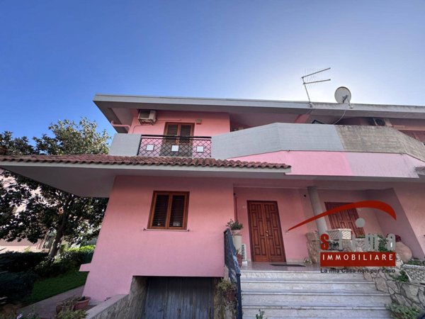 casa indipendente in vendita a Siracusa in zona Belvedere
