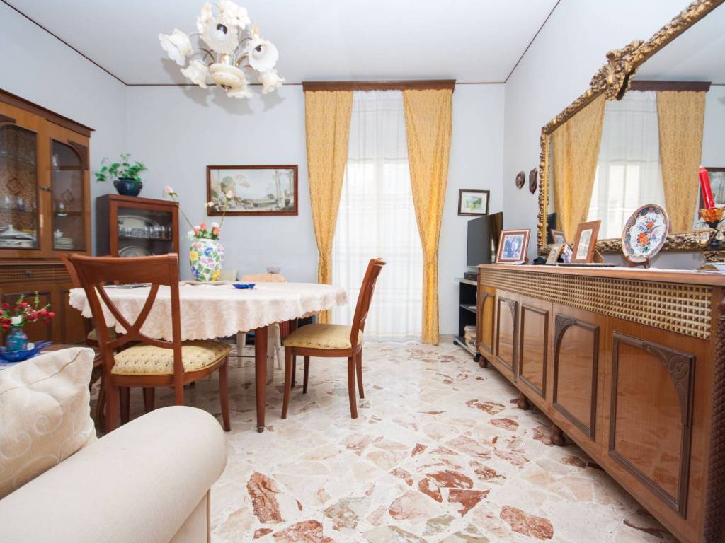 appartamento in vendita a Siracusa in zona Centro Città