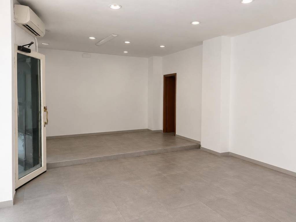 negozio in vendita a Siracusa in zona Centro Città