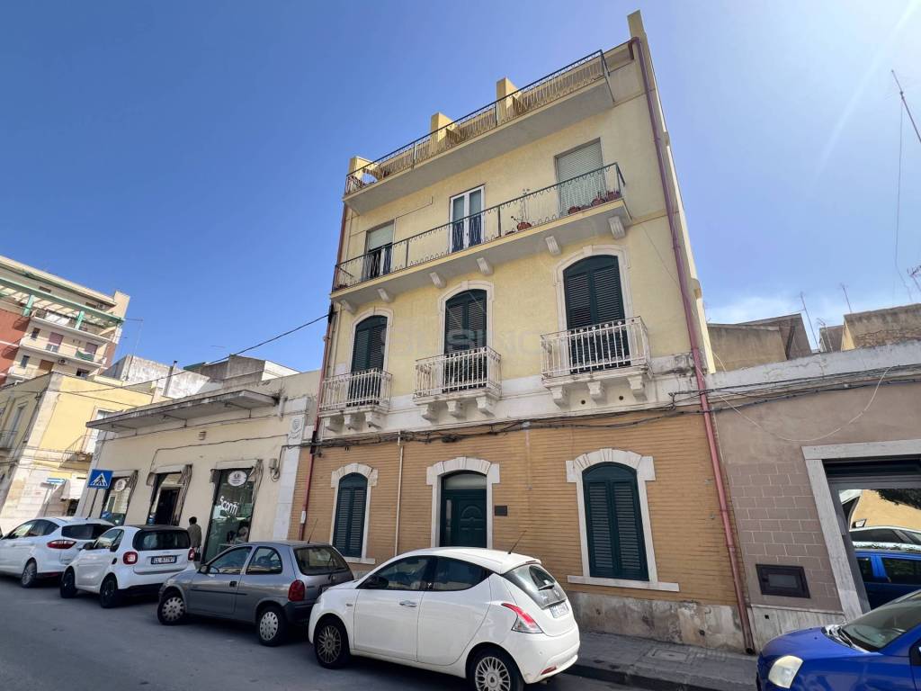 appartamento in vendita a Siracusa in zona Centro Città