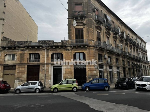 negozio in vendita a Siracusa in zona Centro Città